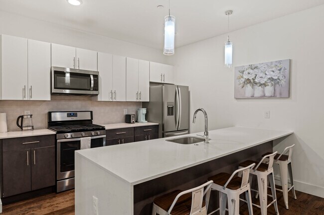 Building Photo - 120333 Germantown Ave