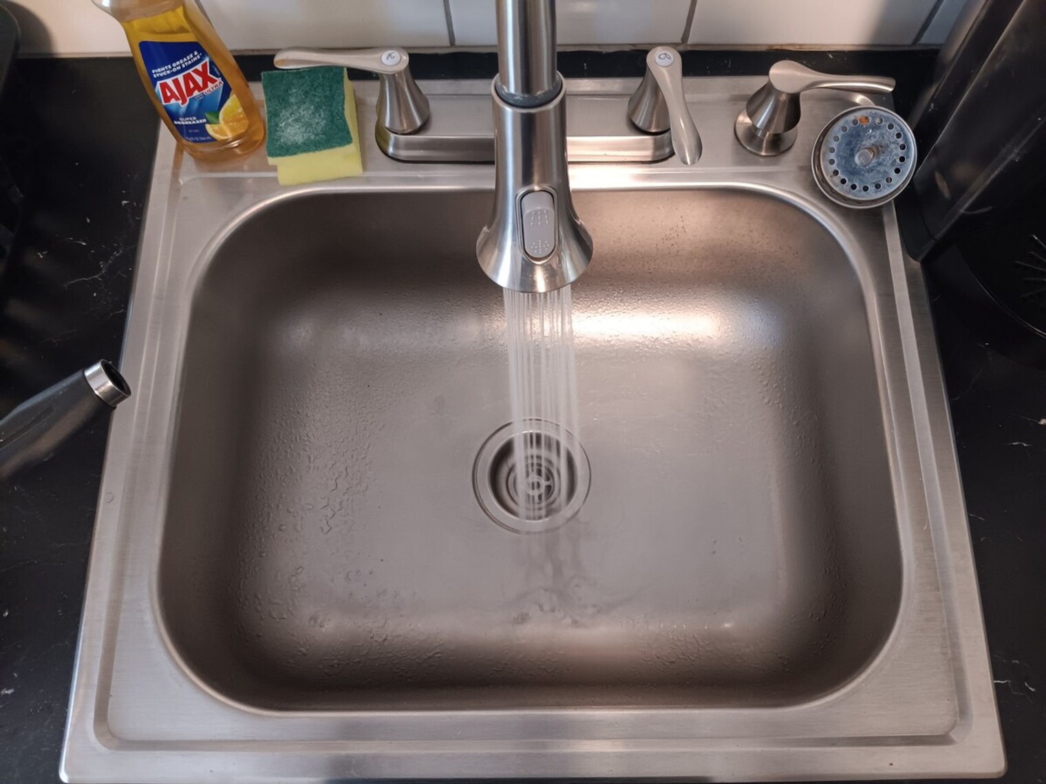 Building Photo - 280 Plainfield St