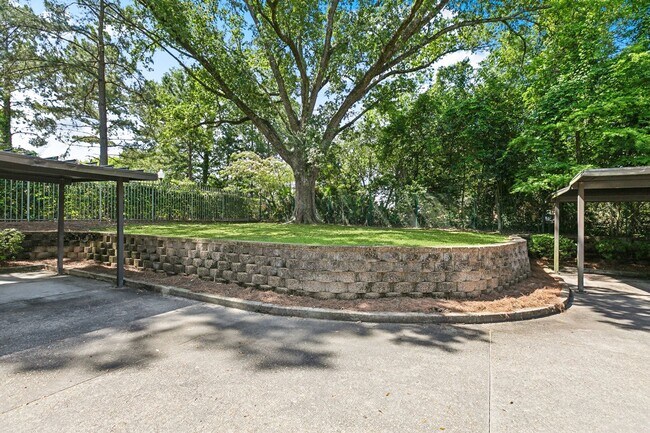 Building Photo - Perkins Palms Condominiums – 1 & 2 Bedroom Homes Available Now