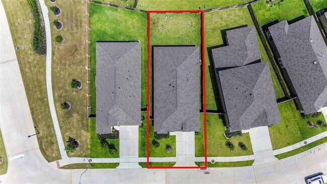Building Photo - 15102 Wiltshire Castle Ln