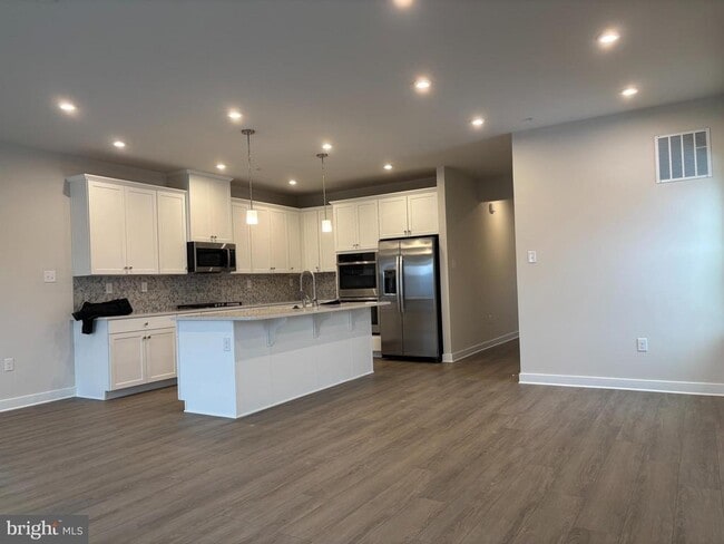 Building Photo - 2646 Tisbury Ln