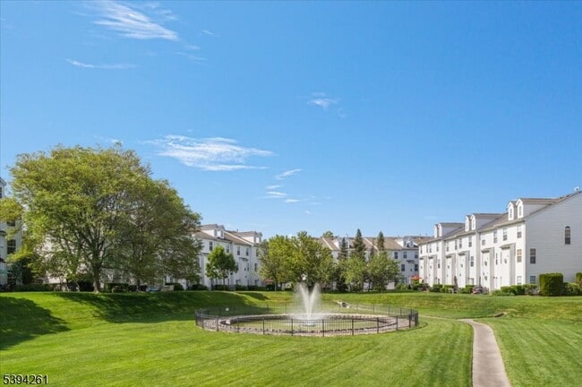 Building Photo - 535 Coventry Dr