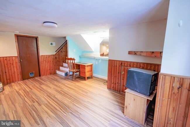 Building Photo - 419 University Blvd