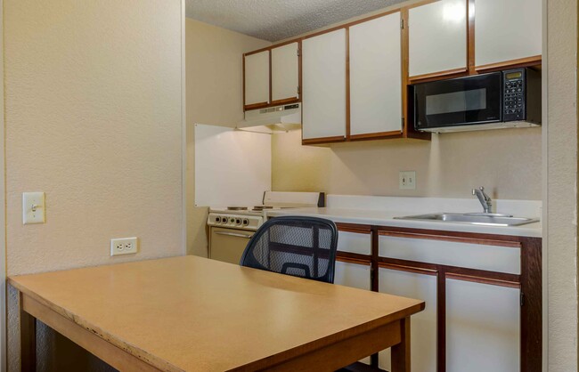 Building Photo - Furnished Studio-Dallas - Las Colinas - Me...