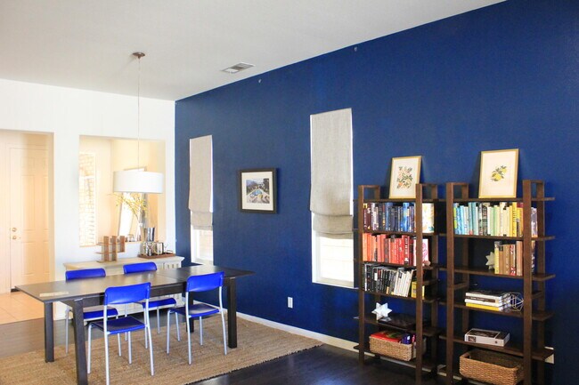 Building Photo - 84136 Olona Ct