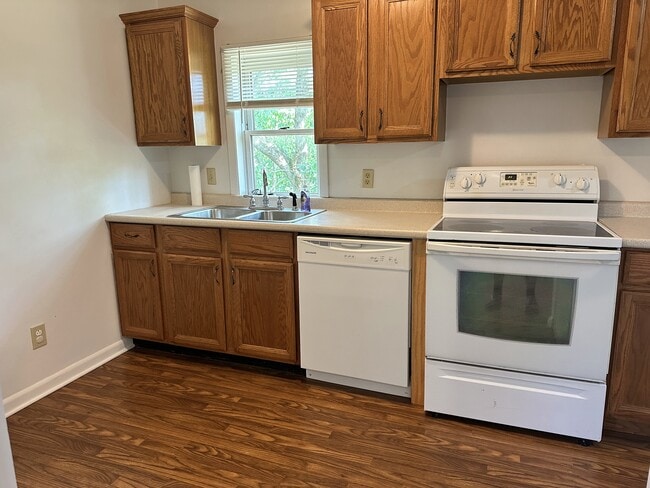 Building Photo - 304 Bessemer Ave