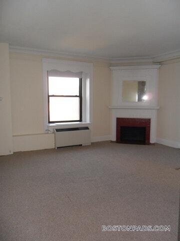 Building Photo - 62 Boylston St