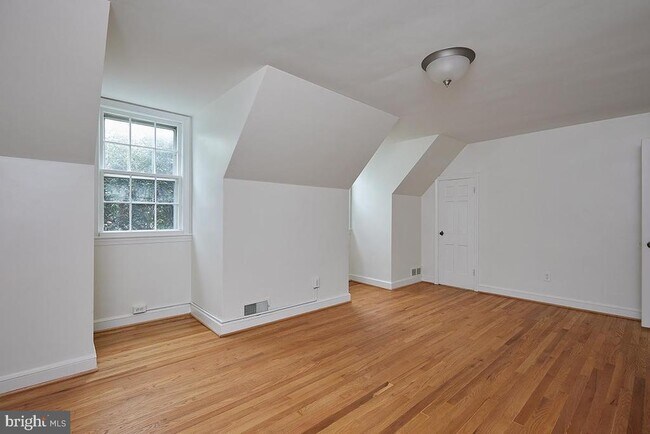 Building Photo - 6216 30th St NW