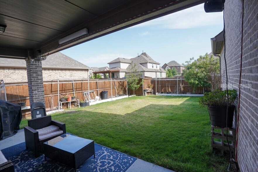 Building Photo - 12559 Ravine Creek Rd