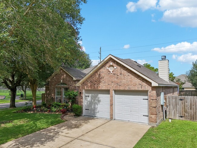 Building Photo - 603 Brazos Trace Dr