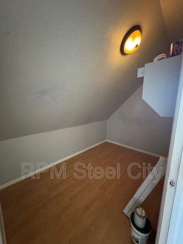 Building Photo - 908 Spruce St