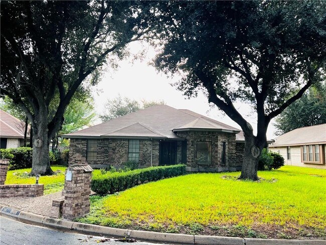 Building Photo - 28 S Cynthia St