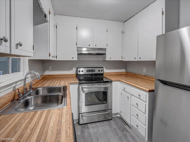 Building Photo - 2 br, 1.5 bath House - 5200 Forsyth Road