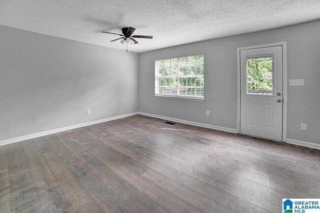 Building Photo - 1053 Ivy Creek Trail