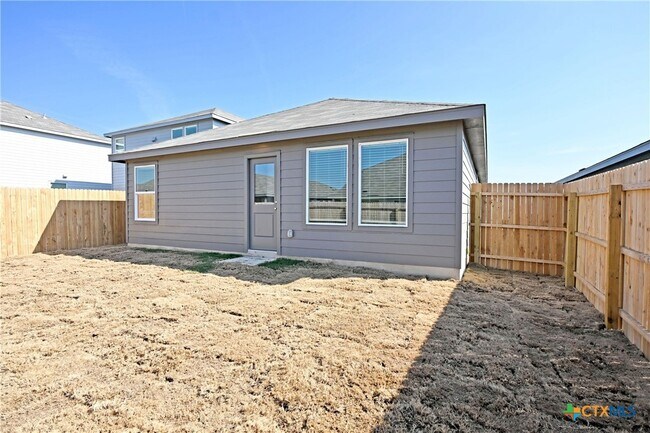 Building Photo - 527 Sarah Wy