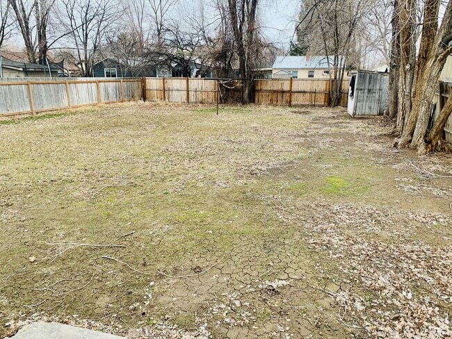 Building Photo - Newly Upgraded 2-Bedroom Home Available Now!