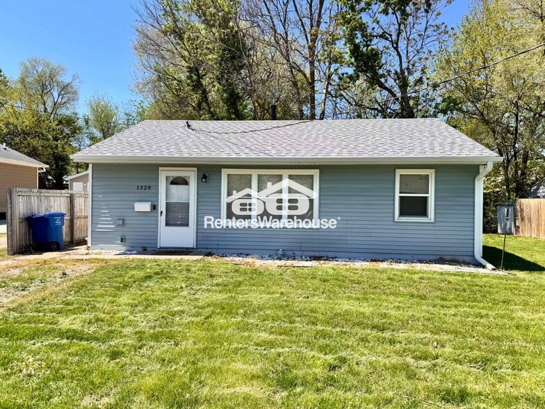 Primary Photo - 1328 E 28th St