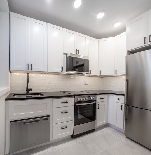 Building Photo - Rocksboro Apartments