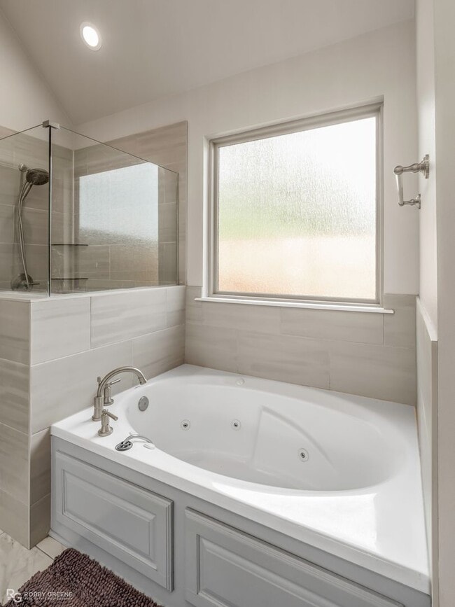 Building Photo - Modern 4BR Home w/ Bonus Room in Dogwood South