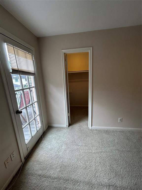Building Photo - 3810 Bartons Ln