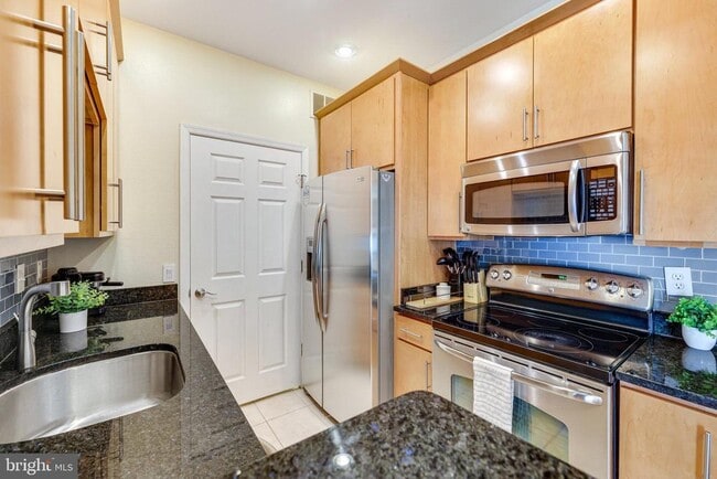 Building Photo - 1591 Spring Gate Dr.