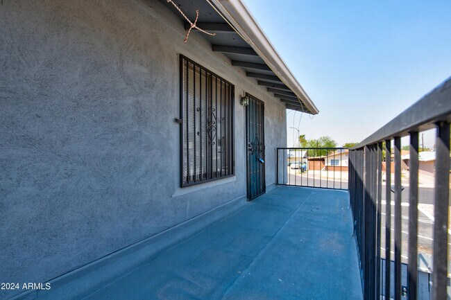 Building Photo - 9631 N 12th Ave