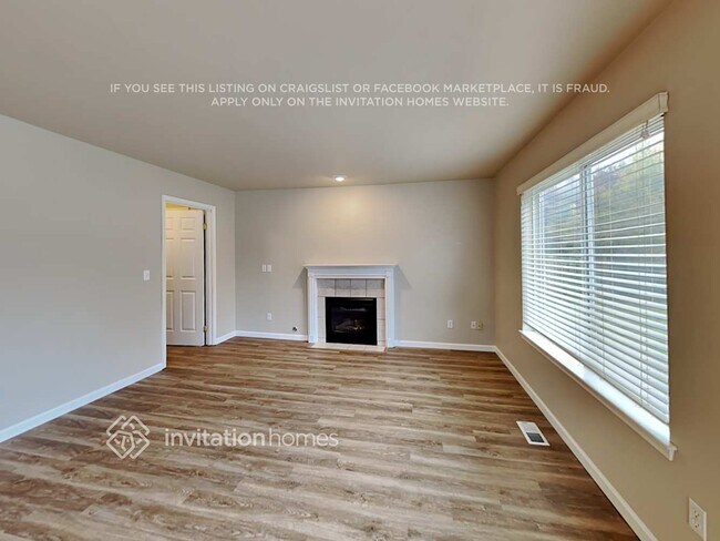 Building Photo - 11627 172nd St E