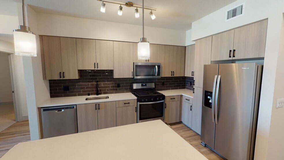 Building Photo - 44780 Old Warm Springs Blvd