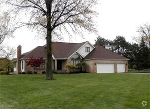 Building Photo - 311 Miner Rd