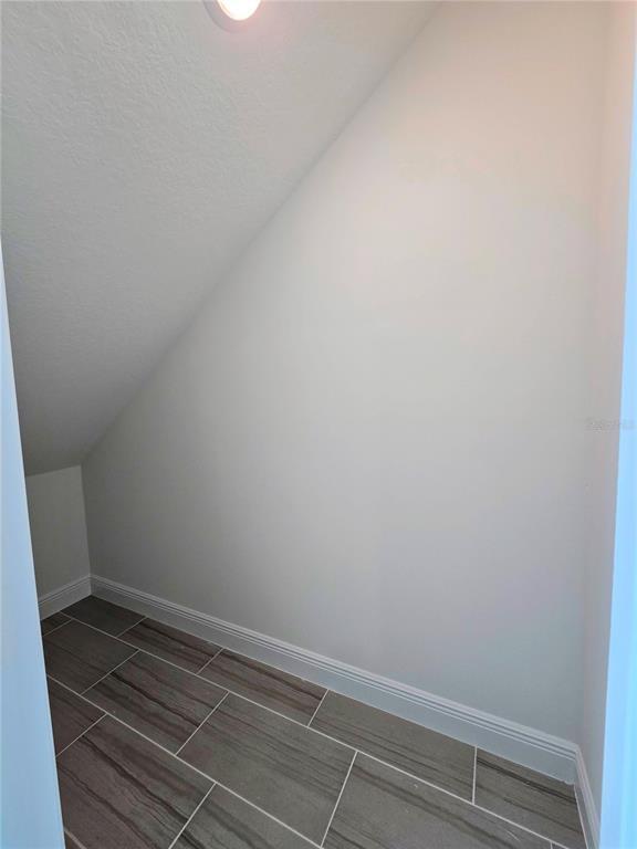 Building Photo - 2284 Hen Rd