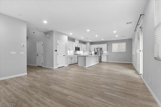 Building Photo - 10423 Stroma Ave