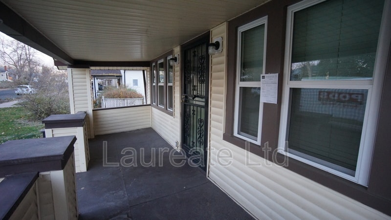 Building Photo - 3717 S Cherokee St