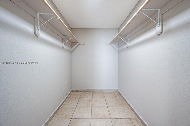 Building Photo - 142 NW 69th St