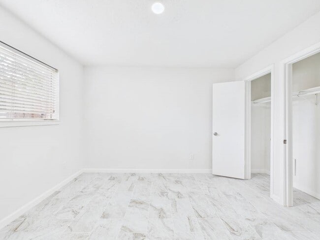 Building Photo - 506 Coppersmith Dr