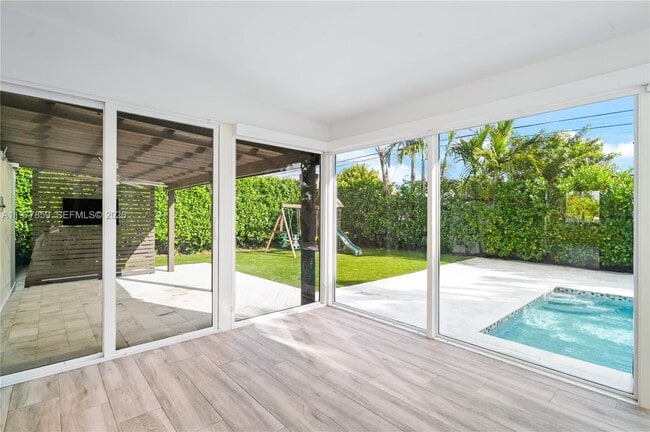 Building Photo - 7750 SW 16th St