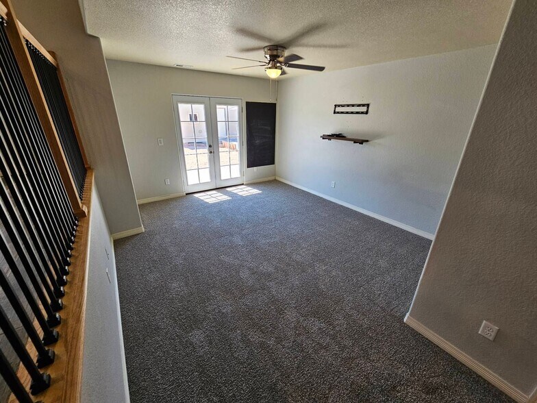 Building Photo - 7431 Araia Dr