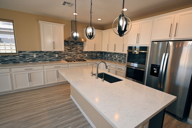 Building Photo - 340 Cadence Vista Dr