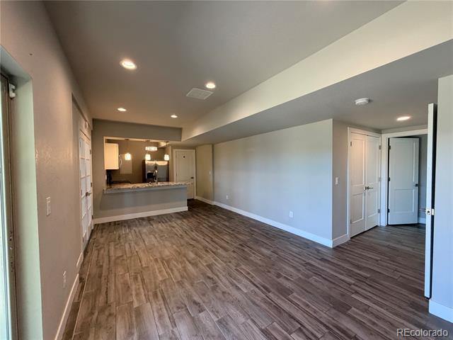 Building Photo - 22561 E Hinsdale Ave