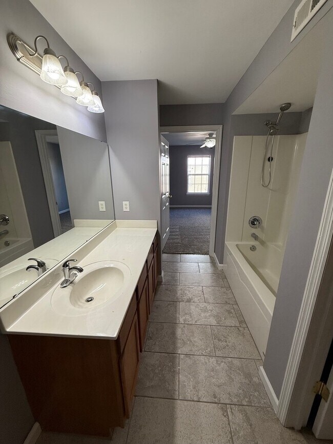 Building Photo - Two Bedroom Two Bath Condo with NO STAIRS!!