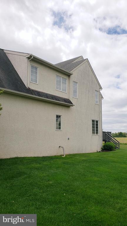 Building Photo - 14 Hayworth Cir