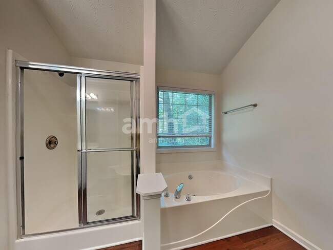 Building Photo - 1810 Patrick Mill Pl NE