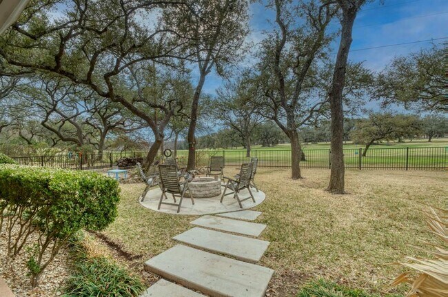 Building Photo - 11532 Spicewood Pkwy
