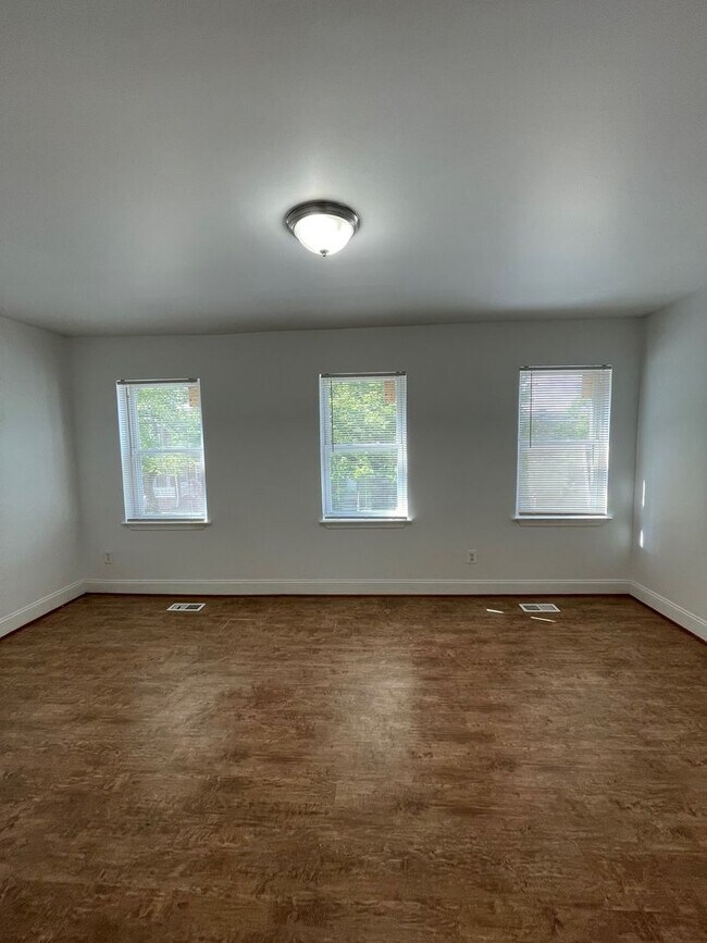 Primary Photo - Beautiful Remodel - Baltimore