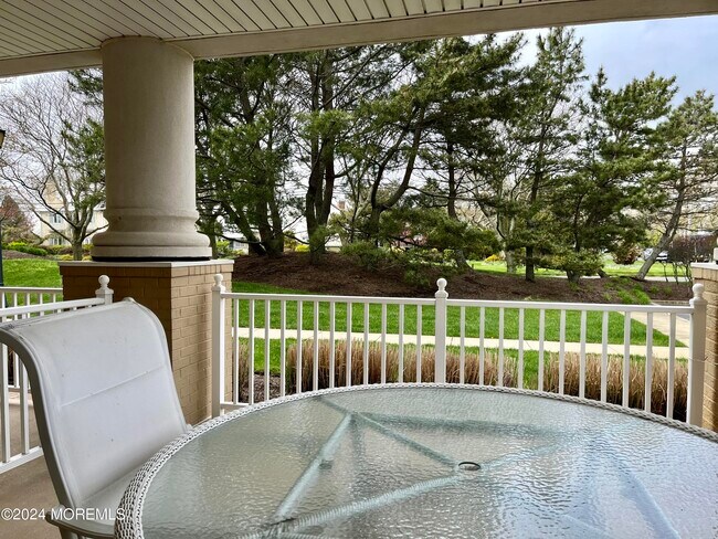 Building Photo - 700 Ocean Ave N