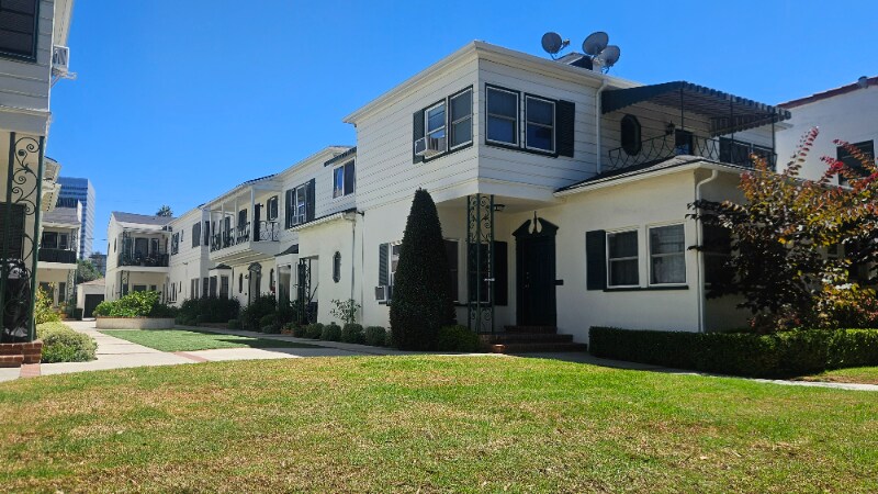 Building Photo - 224 S Tower Dr