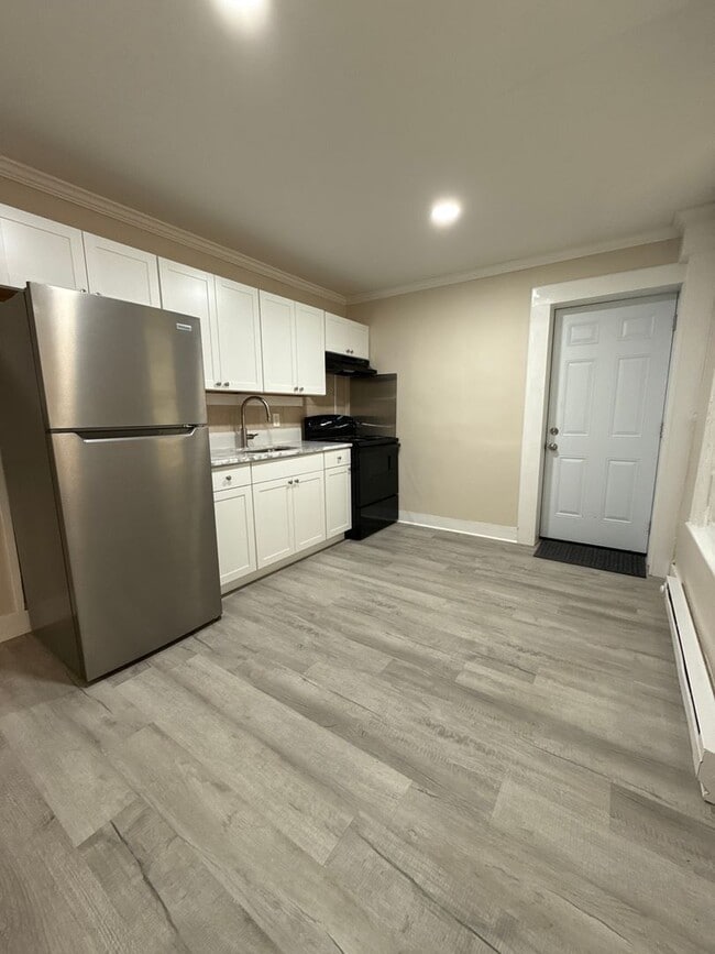 Building Photo - Newly Renovated 3br Home for rent in Allen...