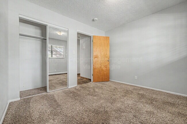 Building Photo - 1021 Carr St