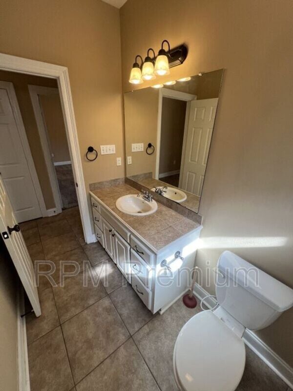 Building Photo - 767 Summer Breeze Dr