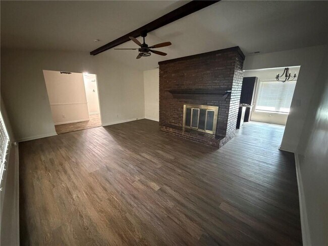 Building Photo - 4309 Oak Ridge Bend