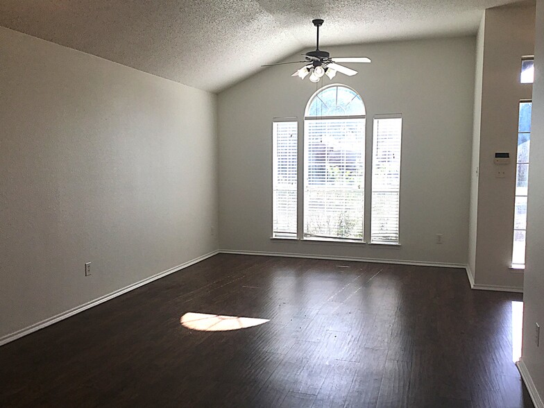 Building Photo - 7221 Ranger Way